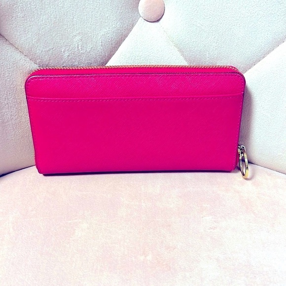 NWOT, Authentic Kate Spade 100% leather Pink Ruby Wallet, excellent condition. - Picture 3 of 11